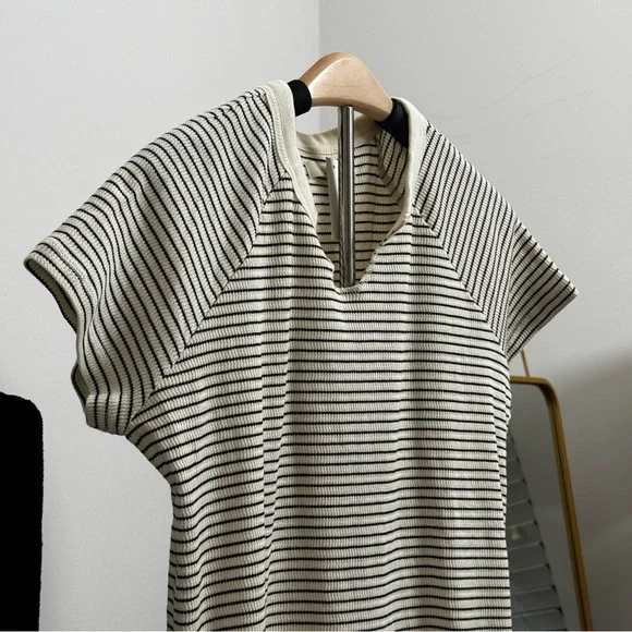 Madewell NWT Black and White Striped Short Sleeve Tee - Picture 3 of 3